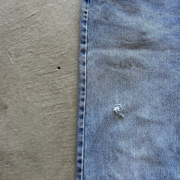 Vintage 90s Levi's 505 Jeans Size 36x30 Blue Regular Fit Straight Leg Light Wash - Picture 8 of 9